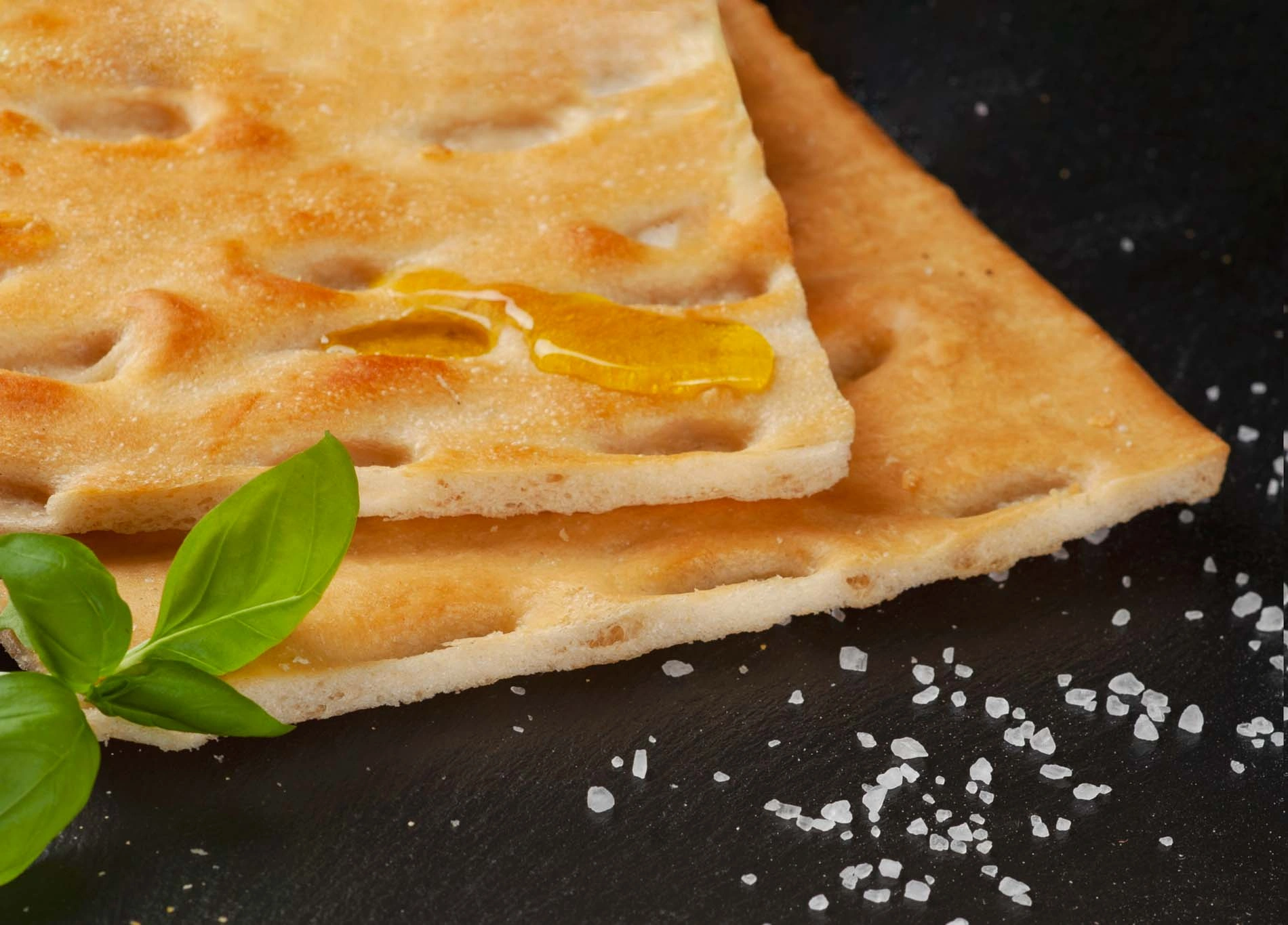 Focaccia Genovese Croccante all'Olio - Drago Forneria 150 g 1 Focaccia Genovese Croccante all'Olio - Drago Forneria 150 g 1