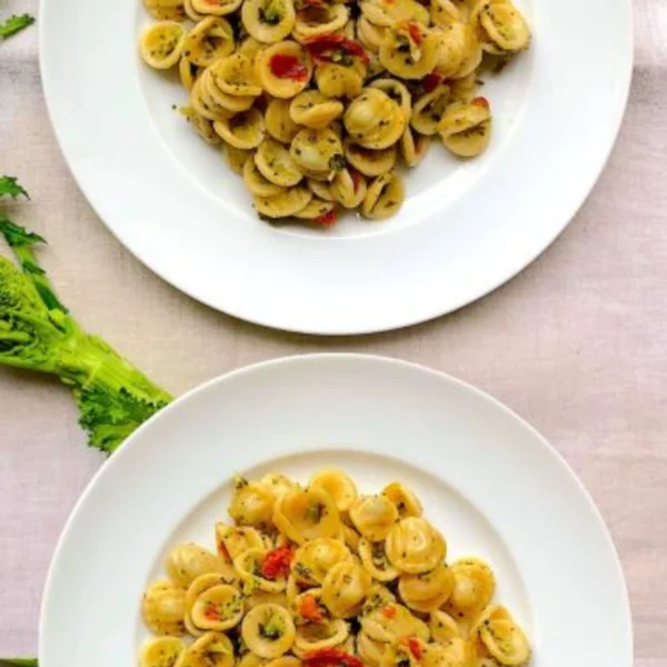 Orecchiette Pugliesi con Cime di Rapa - Tiberino 200 g 1